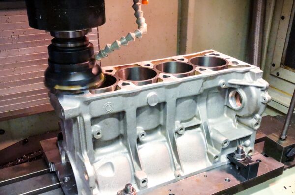 HANGAR 111 – Lotus Performance