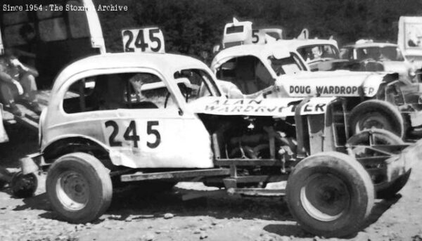 HANGAR 111 – Lotus Performance