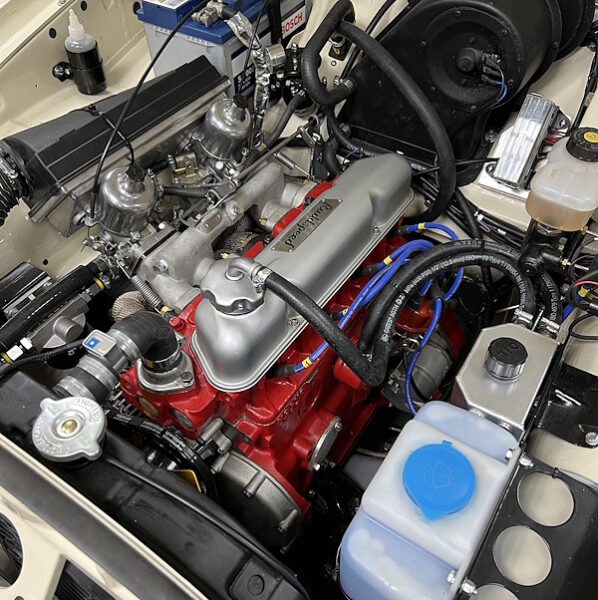 HANGAR 111 – Lotus Performance