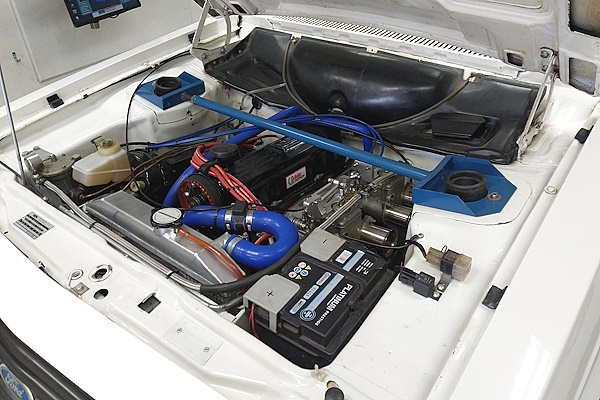 HANGAR 111 – Lotus Performance